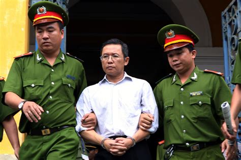 Vietnamese blogger Phạm Minh Hoàng detained, stripped of citizenship, and exiled to France - IFEX