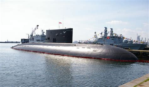 Two More Improved Kilo Class Submarines to Enter Russian Service | DefenceTalk