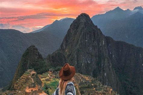 Machu Picchu Sunrise Tour (2 Days) - Treks In Cusco