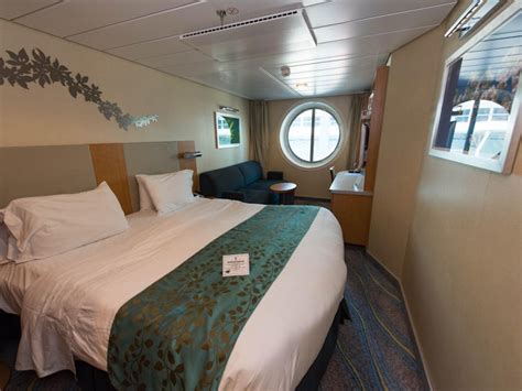 Oasis of the Seas Cabins & Staterooms on Cruise Critic