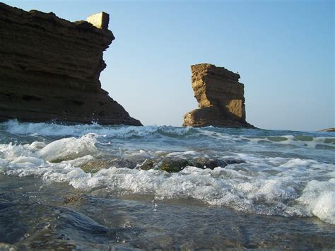 SEE WORLD HERE: GWADAR BEACH OF PAKISTAN