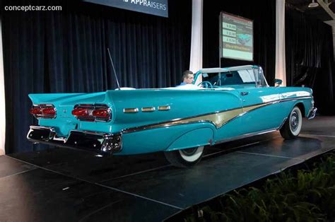 We Love Ford's, Past, Present And Future.: 1958 Ford Fairlane 500 ...