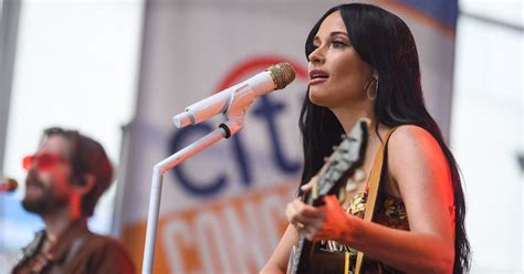 Kacey Musgraves performs ‘Slow Burn’ live on TODAY