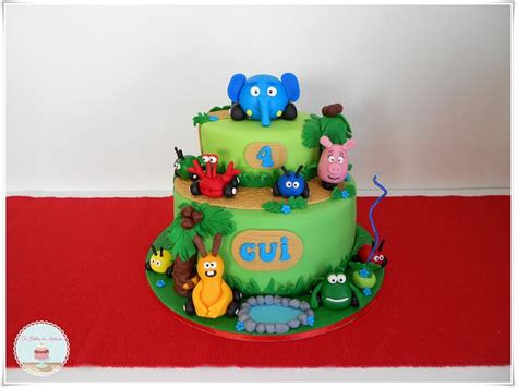 Jungle Junction Cake - Decorated Cake by Ana Crachat Cake - CakesDecor