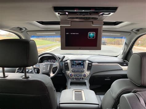 2019 GMC Yukon: 64 Interior Photos | U.S. News