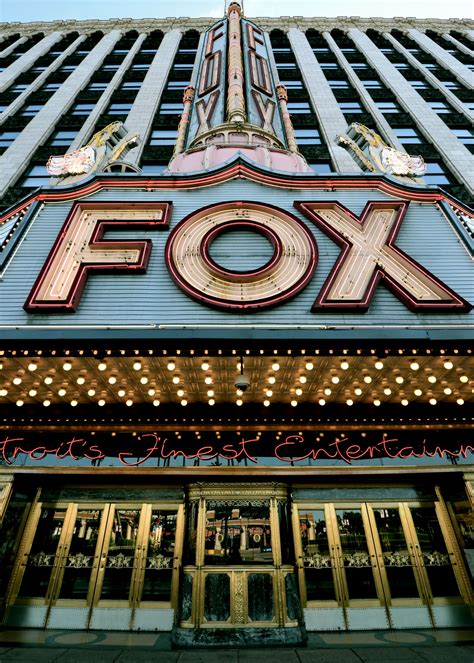 Fox Theatre - Detroit | Detroit michigan, Pure michigan, Great lakes