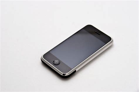 First-Generation iPhone Review (Original iPhone Review)