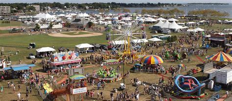 Norwalk Oyster Festival | Seafood festival in Norwalk | Where? What? When?