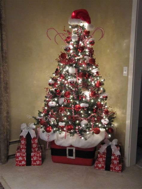 15 Fabulous Christmas Tree Ideas | How Does She