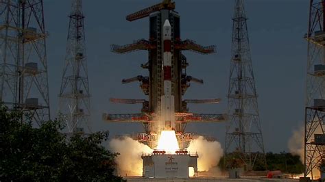 India launches Aditya-L1 solar observatory, its 1st-ever sun probe | Space