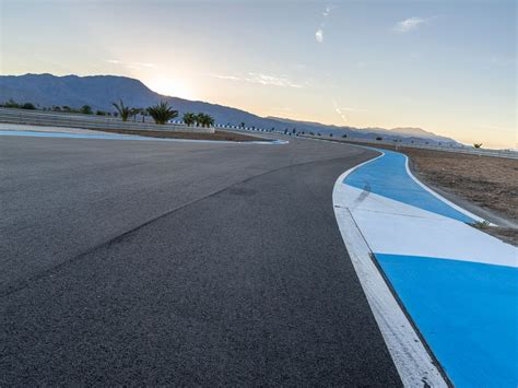 Asphalt Road in the USA at Dawn with Clouds - HDRi Maps and Backplates