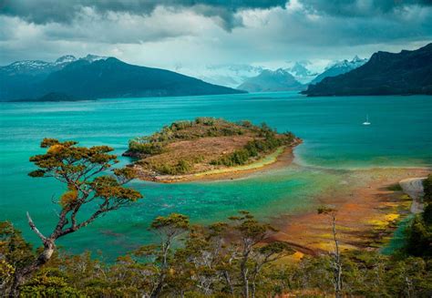 One explorer's mission to photograph a century of climate change in Patagonia | CNN