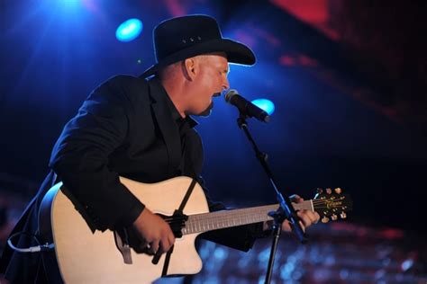 Garth Brooks Announces Full-Band Las Vegas Shows