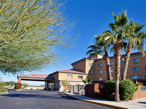 Holiday Inn Express & Suites Phoenix/Chandler (Ahwatukee) Hotel by IHG