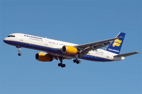 Boeing 757 - Wikipedia