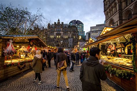 Manchester Christmas Market 2023 - Dates, hotels, things to do ...