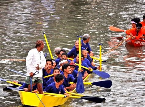 Peñafrancia Festival 2013: Fluvial Procession - The Daily Posh | A ...