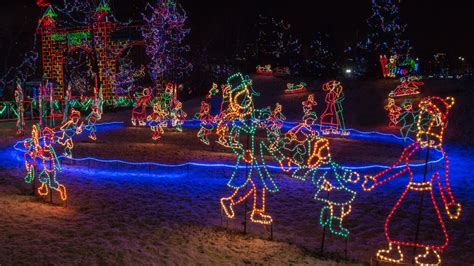 Find the best holiday light displays near you with this map