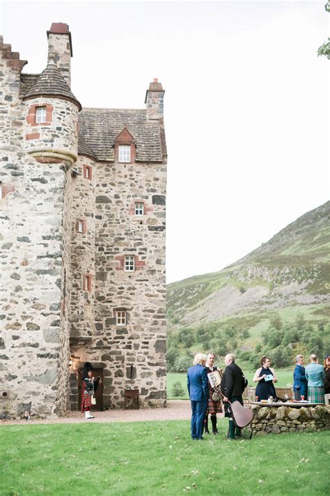 Intimate destination wedding at a Fairytale like Scottish castle ...