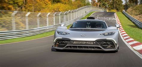 Mercedes-AMG One sets new Nürburgring-Nordschleife production car lap record | Professional ...