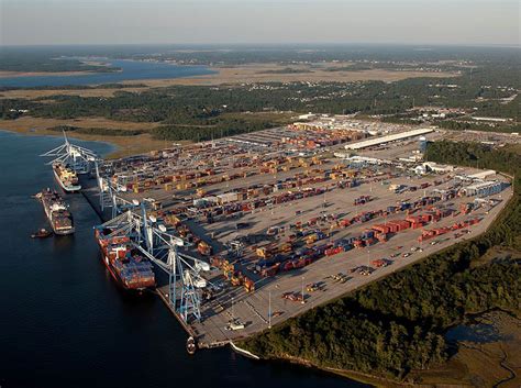 Port of Charleston evacuated after container threat | WorkBoat