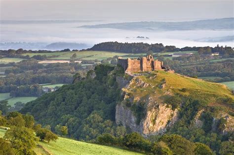 Great British Ruins – Carreg Cennen Castle in Wales - Anglotopia.net