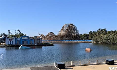 The Parkz Update: Leviathan wooden roller coaster nears completion at Sea World | Parkz - Theme ...