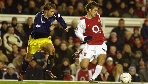 David Bentley Recalls 'Black Eyes and Fights' in Brutal Arsenal ...