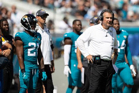 Urban Meyer Clarifies the Jaguars' QB Sneak Situation, Boiling it Down to Live Reps - Sports ...