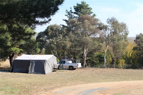 Camping Canberra. Affordable Caravan Park. Pet Friendly. 10 mins to city.