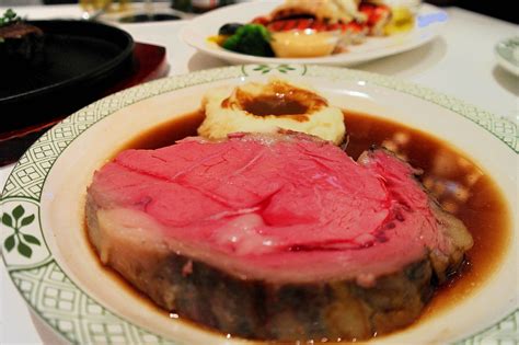 Lawry's the Prime Rib: Singapore Food Review (Mandarin Gallery)