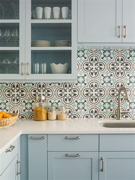 Our 5 Favorite Cement Kitchen Tile Designs | Granada Tile
