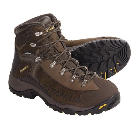 Columbia Footwear Daska Pass Hiking Boots - Titanium, Waterproof (For Men)