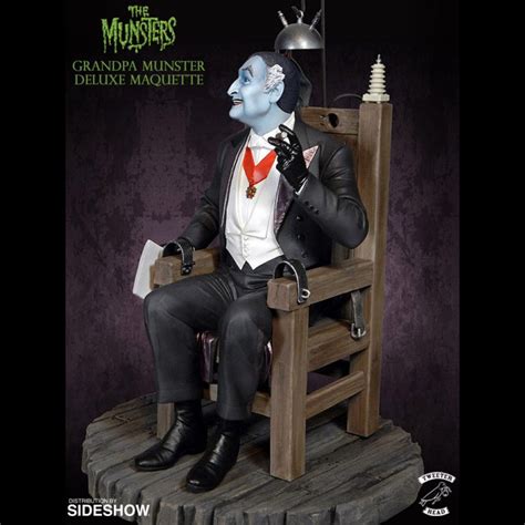 Grandpa Munster Maquette - GeekAlerts