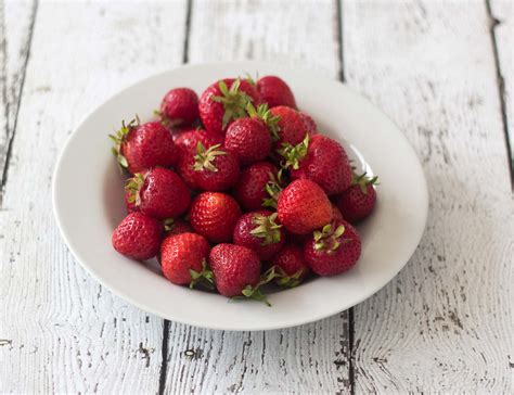 Recipe for Delicious Strawberry Sorbet - EASY and very DELICIOUS!