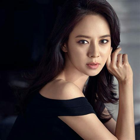 Song Ji Hyo for Vidivici 2017 Korean Celebrities, Celebs, Elle Girl ...