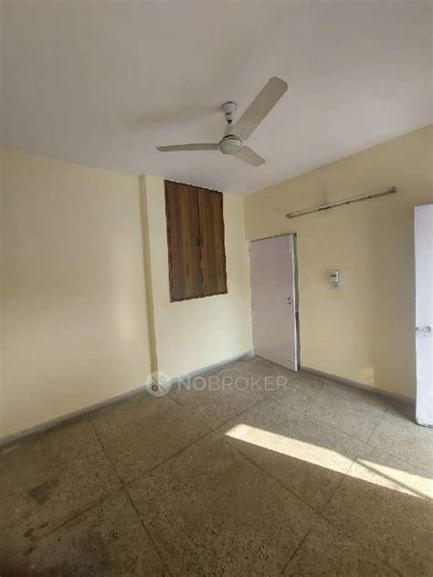 Vasant Kunj B1 Vasant Kunj Rent - WITHOUT BROKERAGE Semi-furnished 3 BHK Rental Flat in Vasant ...