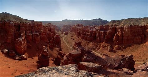 Magnificent view of Charyn Canyon · Kazakhstan travel and tourism blog