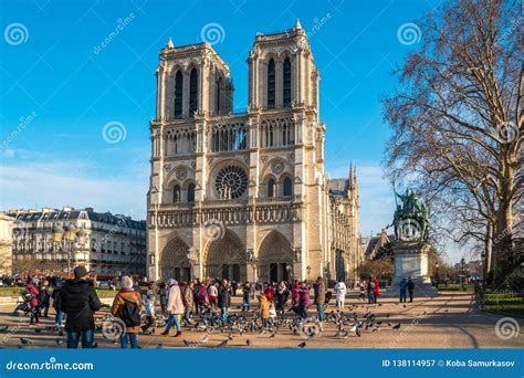 Paris, France - 18.01 editorial photography. Image of seine - 138114957