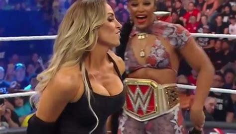 Trish Stratus Returns to WWE RAW and Teases In-Ring Return - PWMania ...