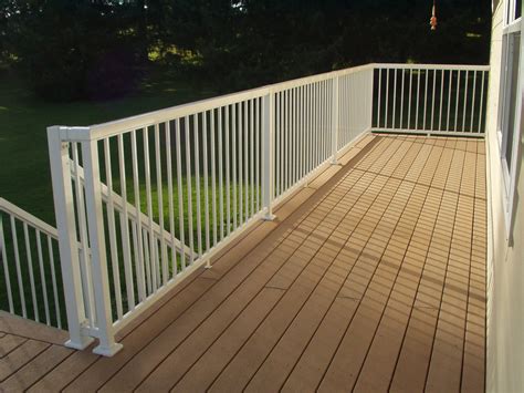 Regular Picket Railing | Picket Railing Kits | Vista Railing Systems