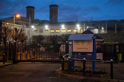 Mountjoy Prison confirm COVID-19 outbreak among staff and prisoners ...