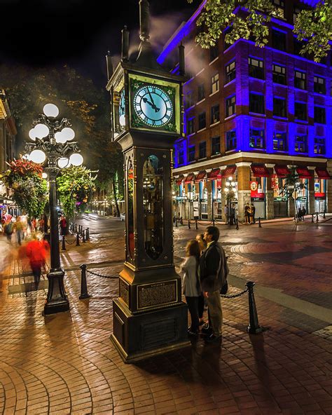 Vancouver Gastown Steam Clock Photograph by Mia Dominguez