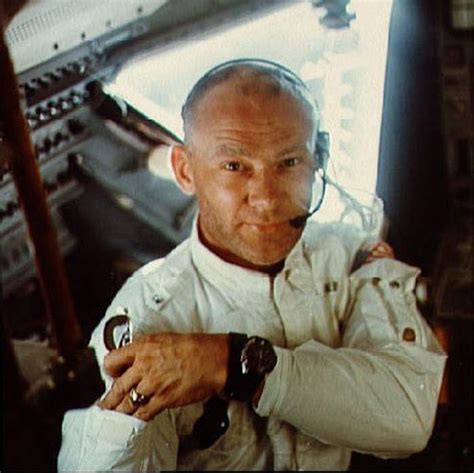 The Story Claiming Buzz Aldrin Saw Aliens in Space Is Utter Nonsense ...