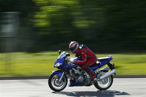 Suzuki SV1000 (2003-2007) Review | Speed, Specs & Prices | MCN