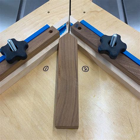 Miter Sled : 14 Steps (with Pictures) - Instructables