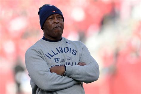 Lovie Smith Is Trending Following The Bears' Hire - The Spun