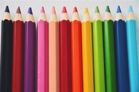 Drawing Tips: How to Blend Colored Pencils