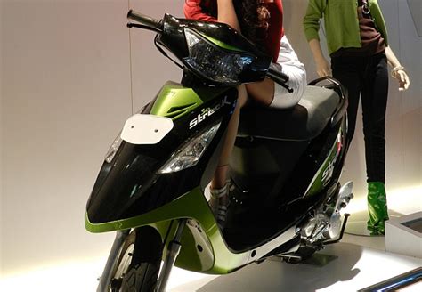 TVS Scooty Streak Latest Price, Full Specs, Colors & Mileage | SAGMart