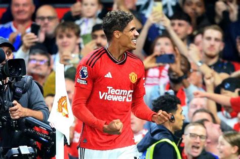 Man United Needs Late Goal by Varane to Beat Dominant Wolves 1-0 in ...